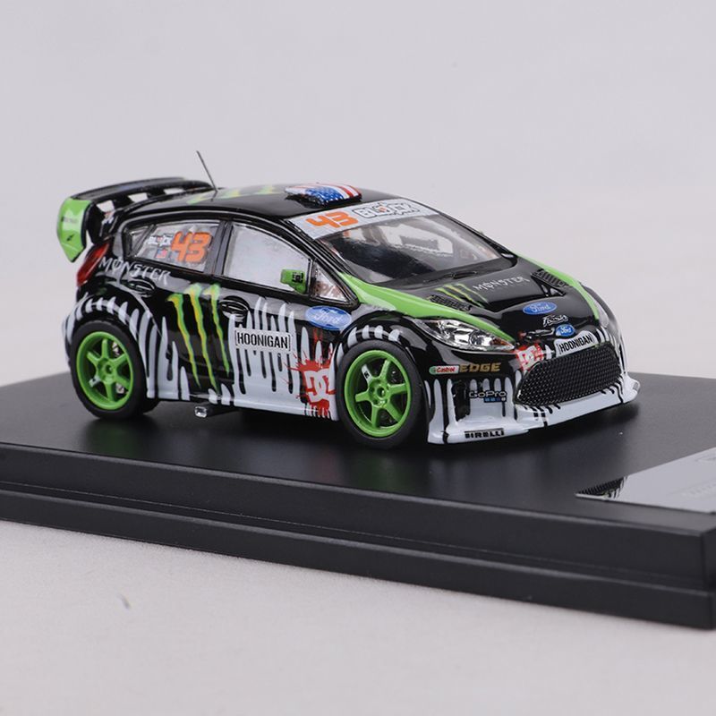 DCM 1/64 Ford Fiesta ST & Focu - Building Blocks avaliação e preço